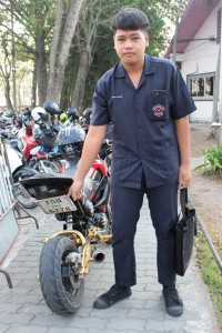 IMG_5586_400x600.JPG