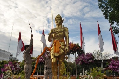 317.jpg