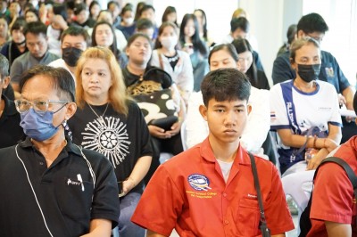 LINE_ALBUM_261068_251026_54.jpg